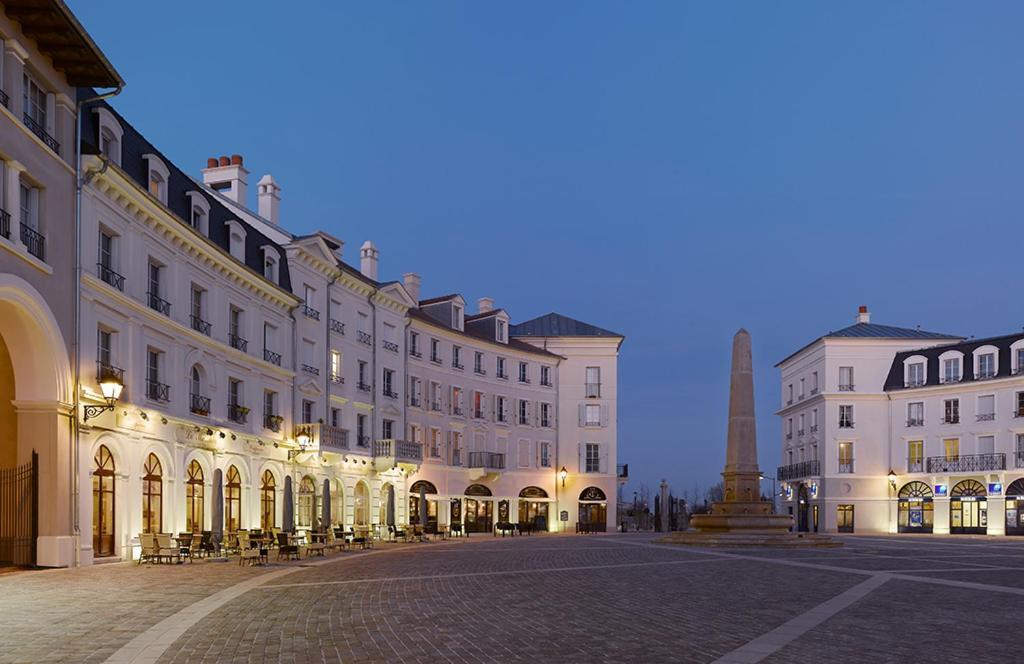 Superbe Villa Au Pied De Disneyland Et Val D'Europe 세리스 외부 사진